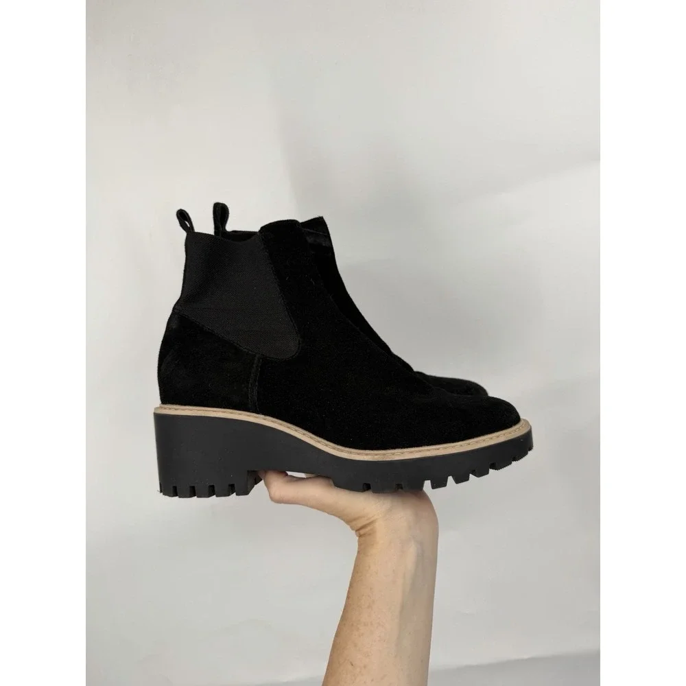 Dolce Vita Chelsea Boots Women's Size 9 Black Suede Ankle Boot Classic Pull-On